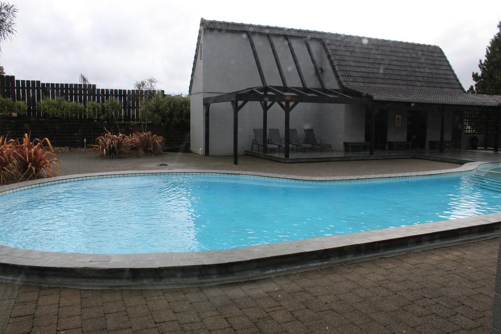 Apollo Hotel Rotorua Bagian luar foto